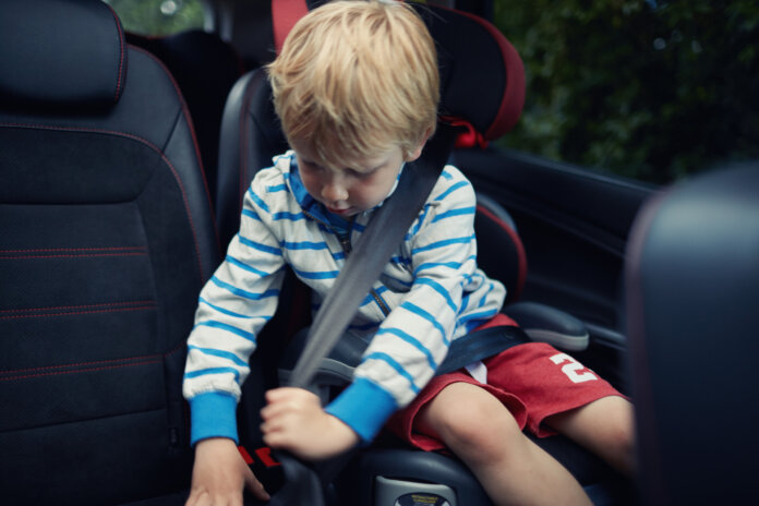 Gurtverlängerung für den Kindersitz im Auto